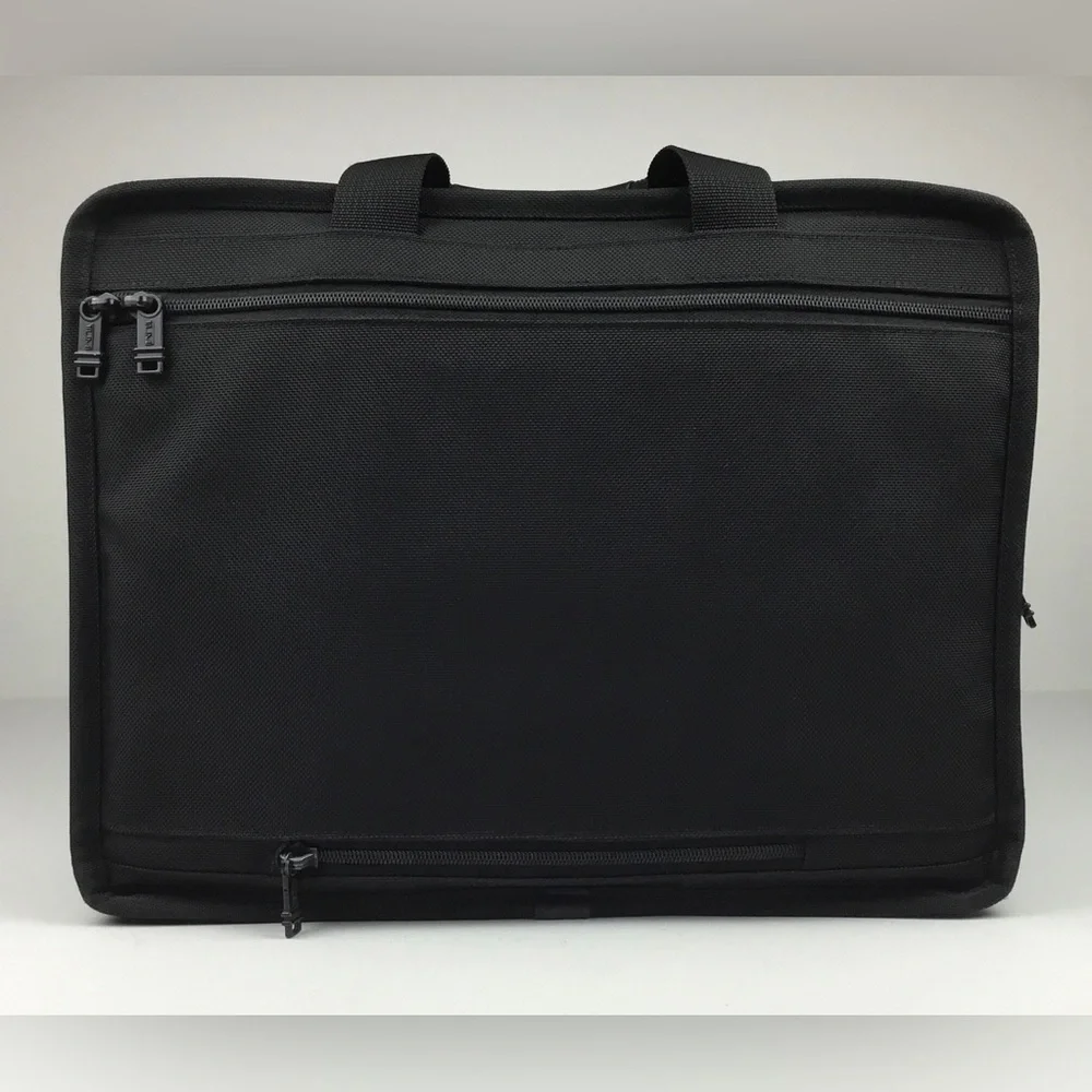 TUMI Alpha 17